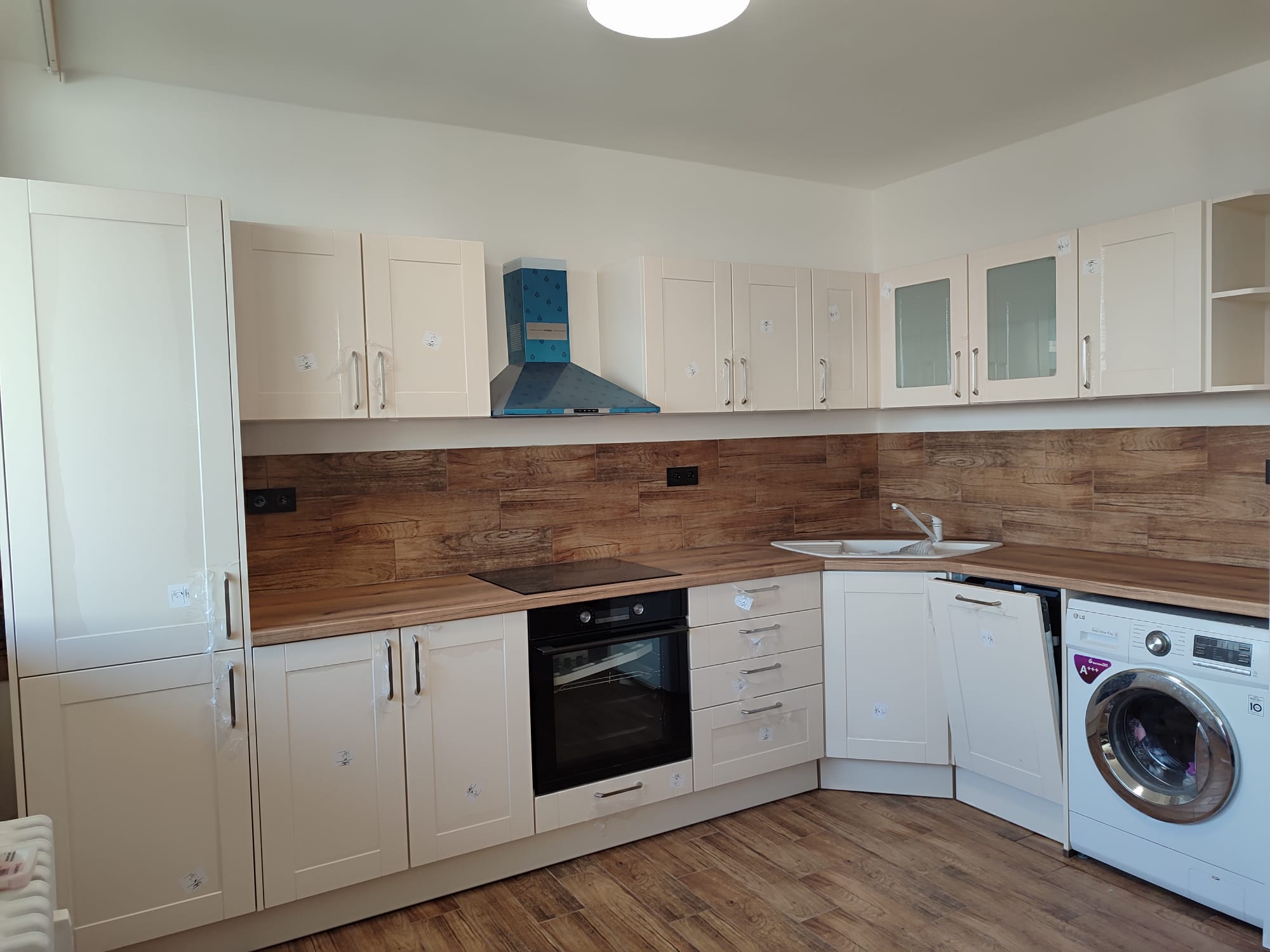 Montáž kuchyňské linky IKEA